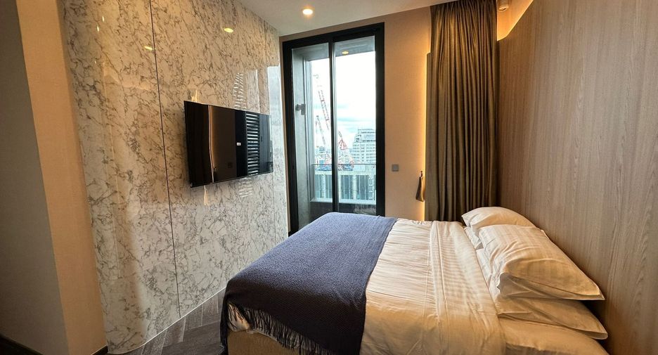 For sale 2 bedrooms condo in Khlong Toei, Bangkok