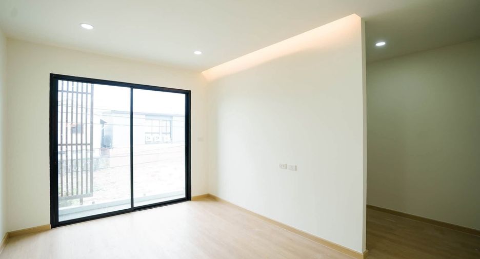 À vendre 3 chambres maison à Bang Na, Bangkok