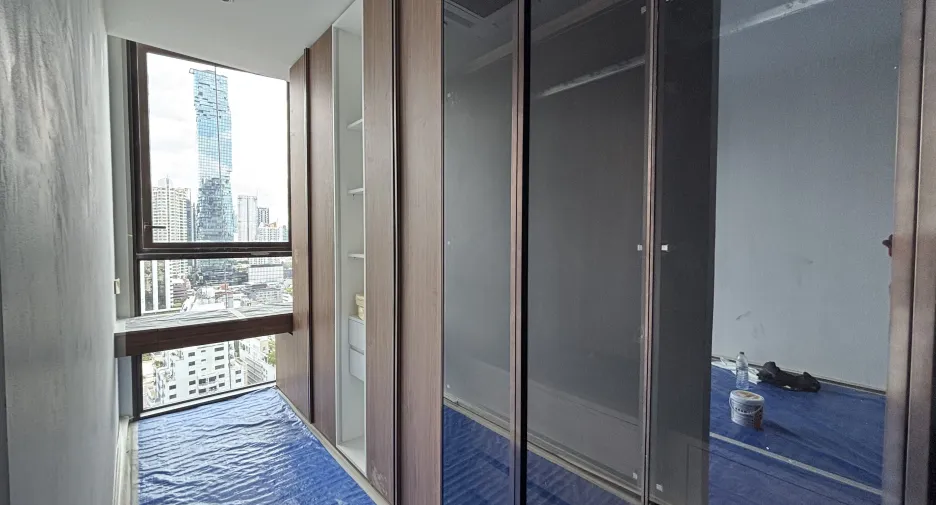 For sale 3 bedrooms condo in Sathon, Bangkok
