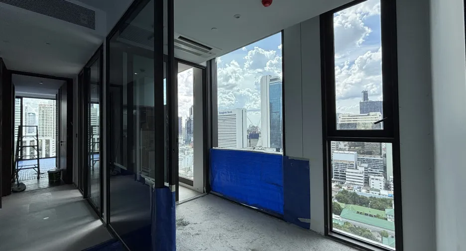 For sale 3 bedrooms condo in Sathon, Bangkok