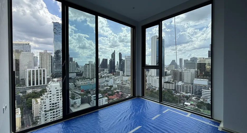 For sale 3 bedrooms condo in Sathon, Bangkok