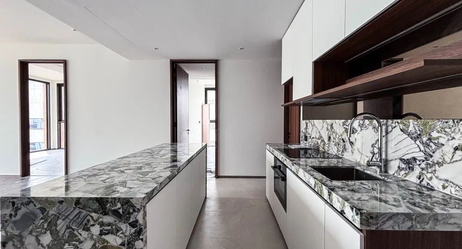 For sale 2 bedrooms condo in Sathon, Bangkok