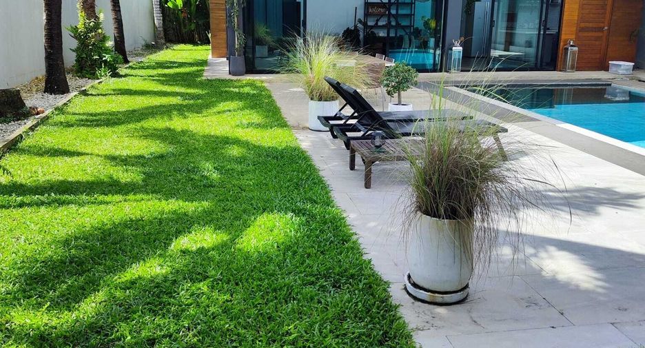 À vendre et à louer 3 chambres villa à Mueang Phuket, Phuket
