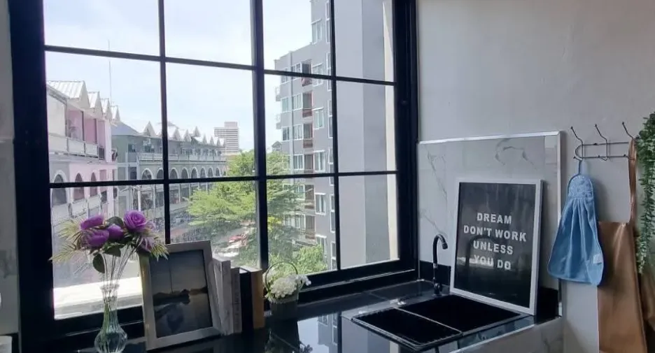 For sale 1 bed condo in Bang Lamung, Chonburi