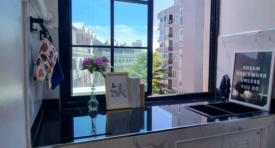 For sale 1 bed condo in Bang Lamung, Chonburi