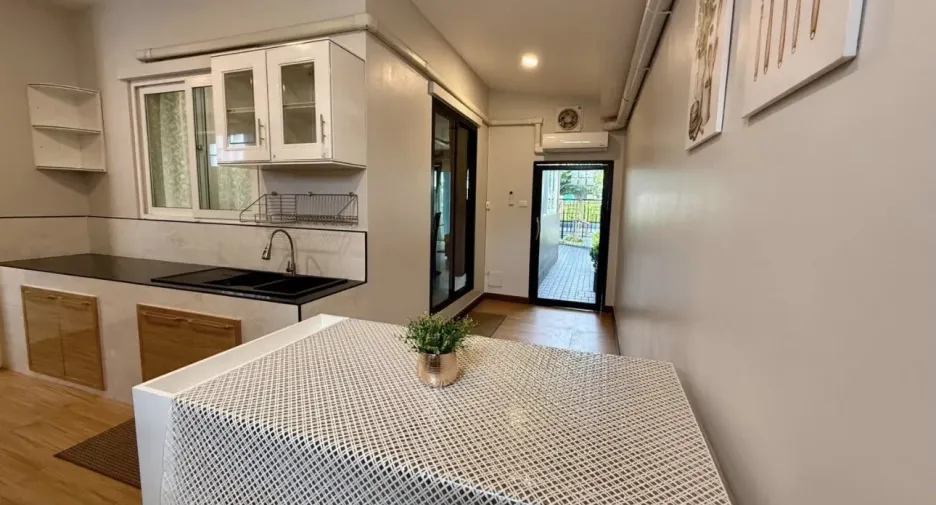 For rent 4 bedrooms house in Bang Saray, Pattaya