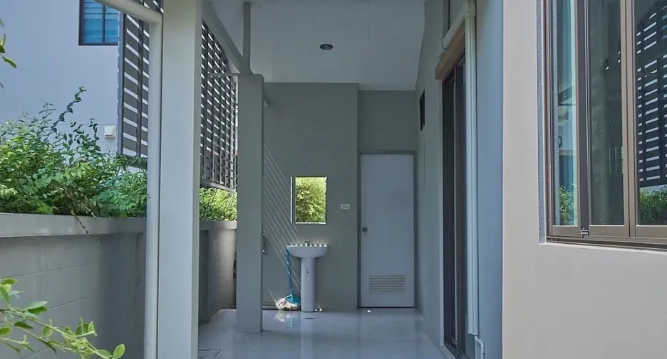 For rent 3 bedrooms house in San Pa Tong, Chiang Mai