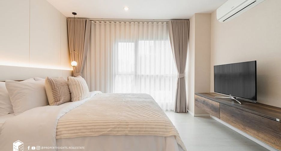 Condo en alquiler de 2 habitaciones en Huai Khwang, Bangkok