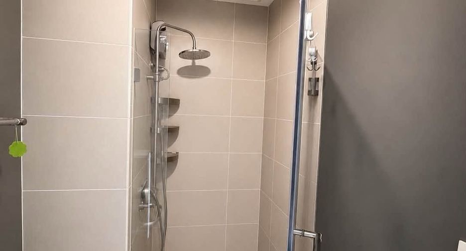 For rent 1 bed condo in Phaya Thai, Bangkok