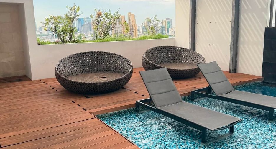 For rent 1 bed condo in Phaya Thai, Bangkok