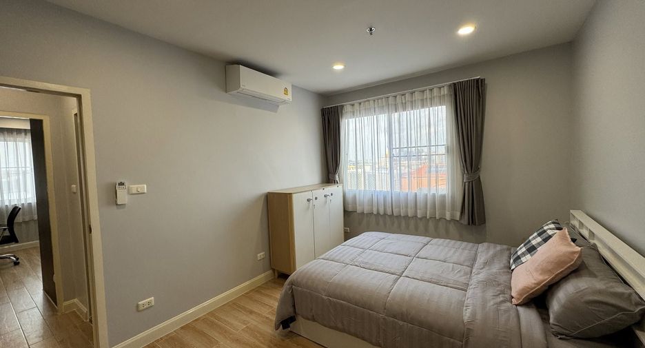 For rent 2 bedrooms condo in Bang Na, Bangkok