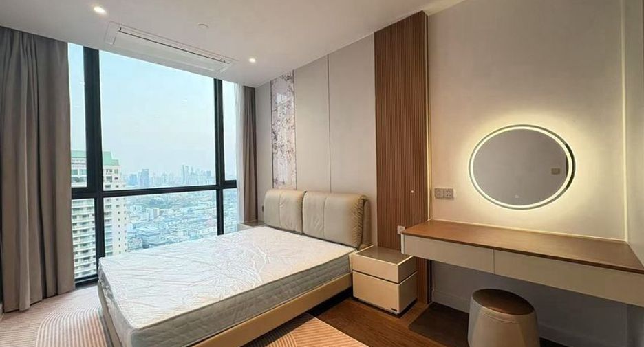 À louer 2 chambres condo à Sathon, Bangkok