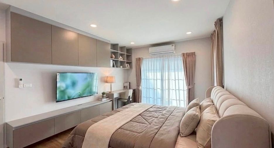 For rent 4 bedrooms house in Bang Phli, Samut Prakan