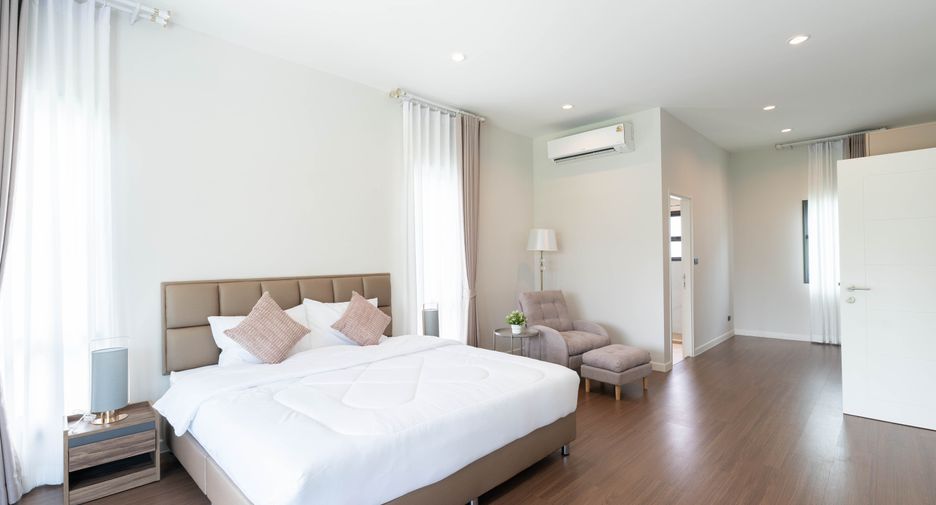 For rent 4 bedrooms house in Bang Phli, Samut Prakan