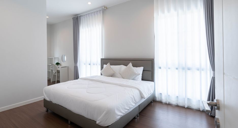 For rent 4 bedrooms house in Bang Phli, Samut Prakan