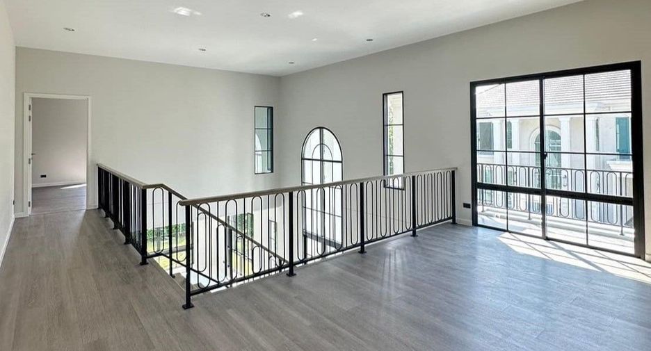 For rent 5 bedrooms house in Bang Phli, Samut Prakan
