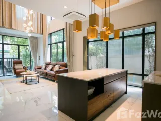 For sale 3 bedrooms house in Wang Thonglang, Bangkok