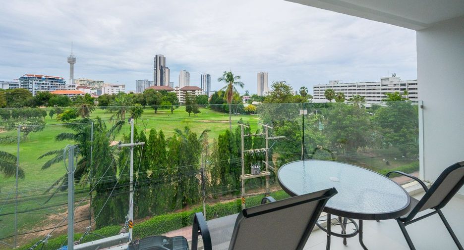 For rent 3 bedrooms condo in Bang Lamung, Chonburi