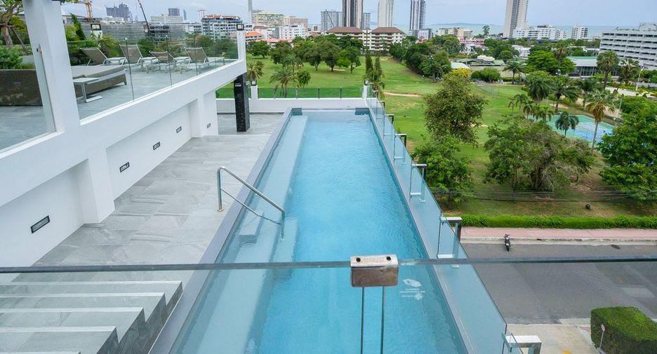 For rent 3 bedrooms condo in Bang Lamung, Chonburi