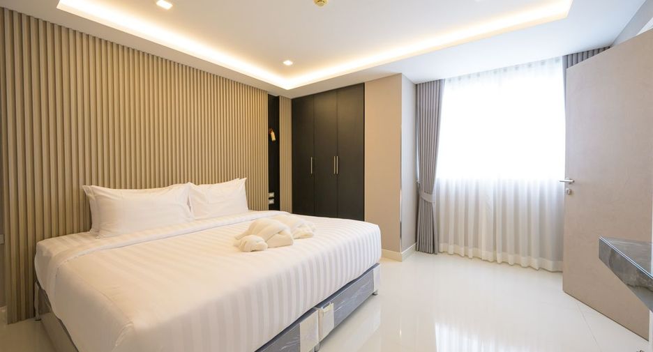For rent 3 bedrooms condo in Bang Lamung, Chonburi