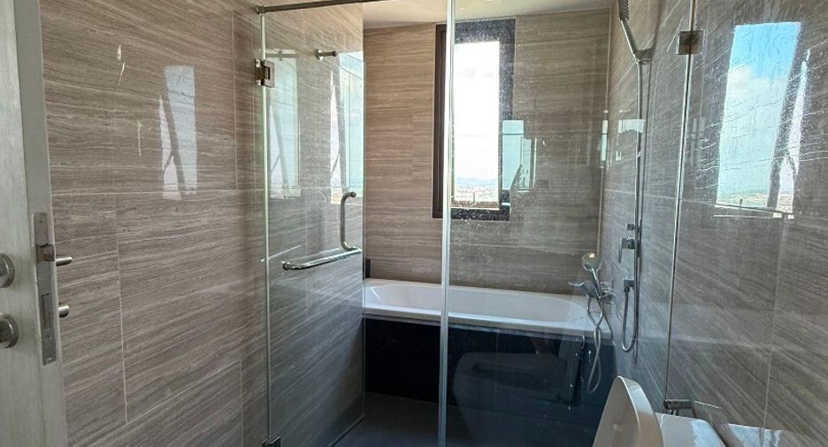 À vendre 3 chambres condo à Jomtien, Pattaya