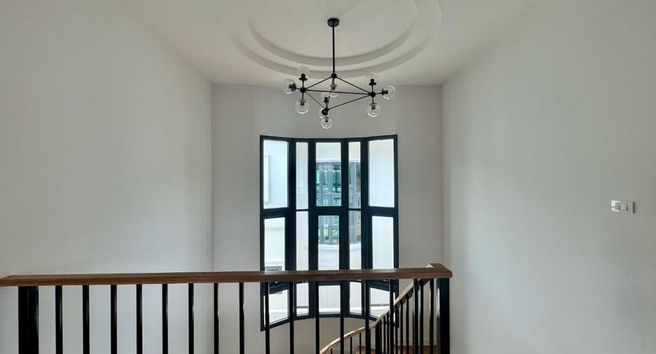 出售 4 卧室 独立屋 在 Bang Lamung, Chon Buri