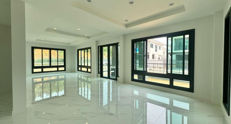出售 4 卧室 独立屋 在 Bang Lamung, Chon Buri