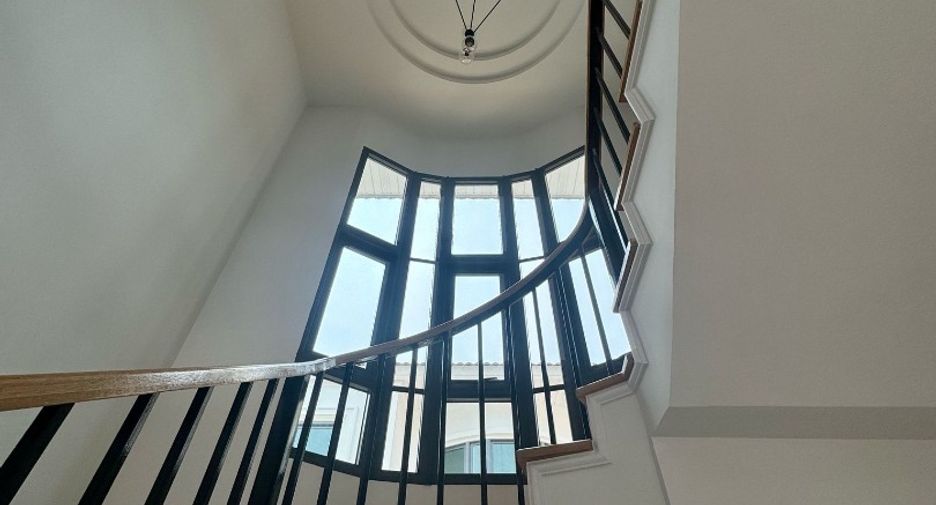 出售 4 卧室 独立屋 在 Bang Lamung, Chon Buri