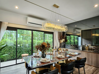 For sale 4 bedrooms house in Bang Sao Thong, Samut Prakan