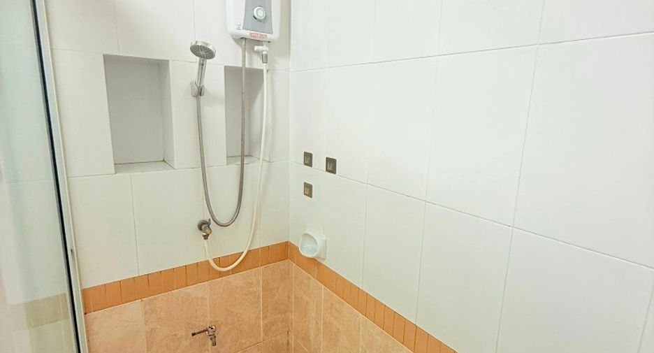 For rent 3 bedrooms house in Bang Lamung, Chonburi