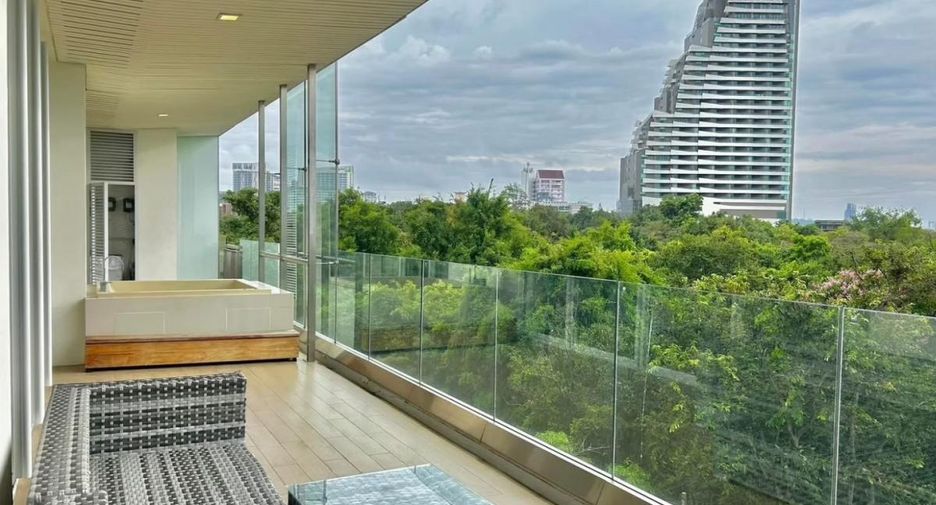For sale 2 bedrooms condo in Bang Lamung, Chonburi