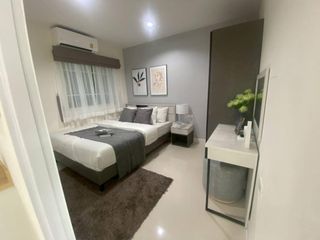 Casa adosada en venta de 4 habitaciones en Bang Lamung, Chonburi