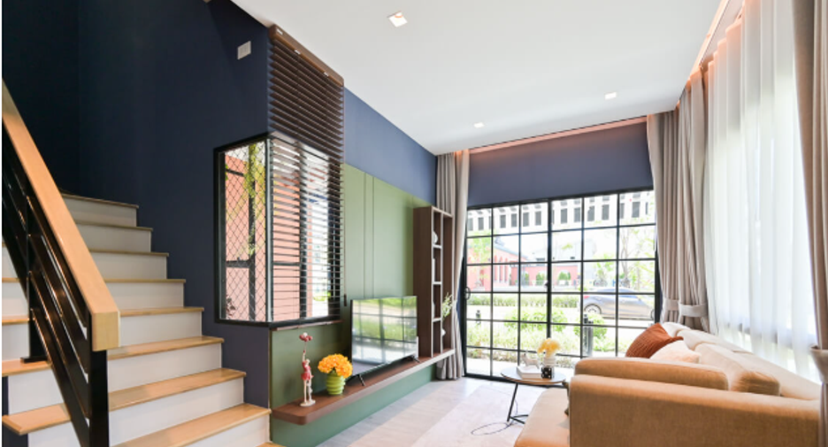 For sale 2 bedrooms townhouse in Bang Sao Thong, Samut Prakan