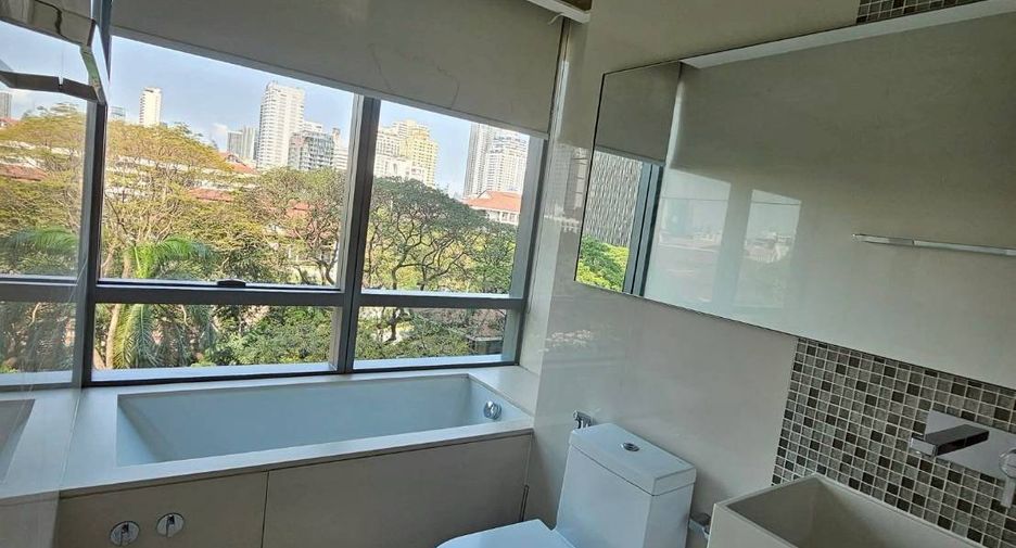 For rent 2 bedrooms condo in Watthana, Bangkok