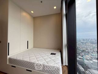 For rent 4 bedrooms condo in Huai Khwang, Bangkok