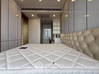 For rent 4 bedrooms condo in Huai Khwang, Bangkok