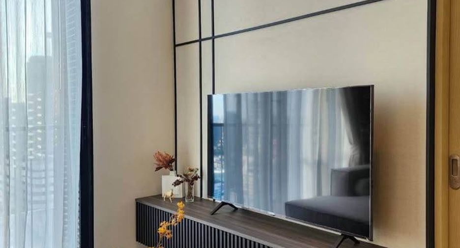 For rent 1 bed condo in Watthana, Bangkok