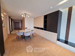 For rent 3 bedrooms condo in Rat Burana, Bangkok