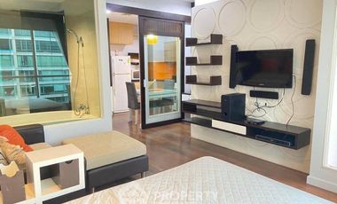 Wohnung zur Miete mit 1 Zimmer in Pathum Wan, Bangkok