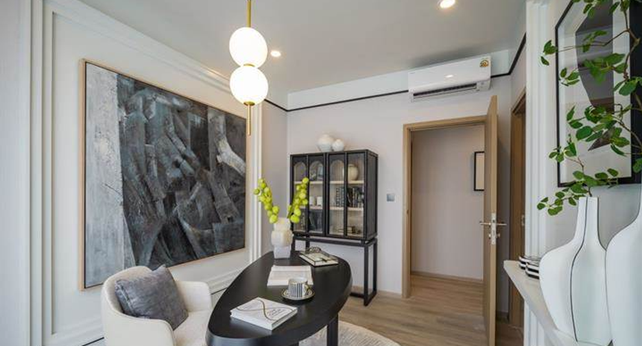 For sale 3 bedrooms condo in Huai Khwang, Bangkok
