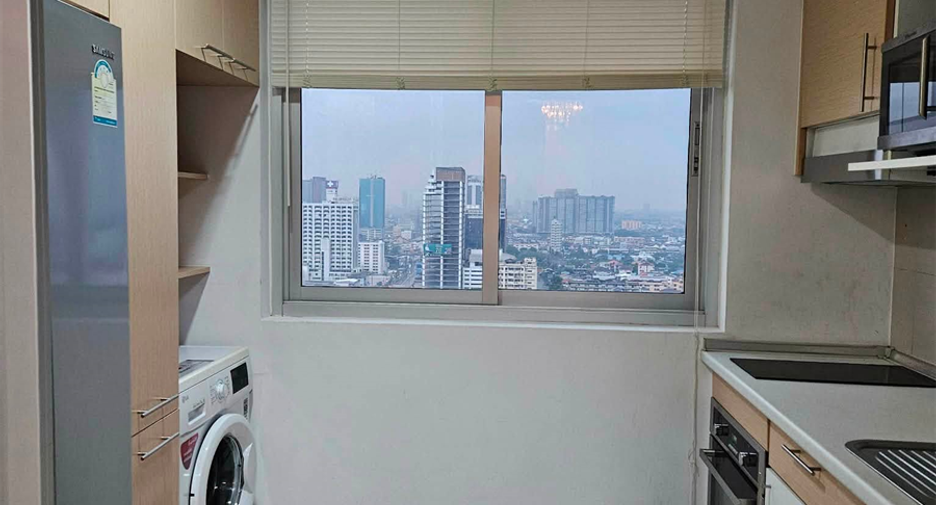 À vendre 2 chambres condo à Watthana, Bangkok