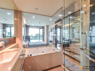 À vendre 1 chambre condo à Sathon, Bangkok