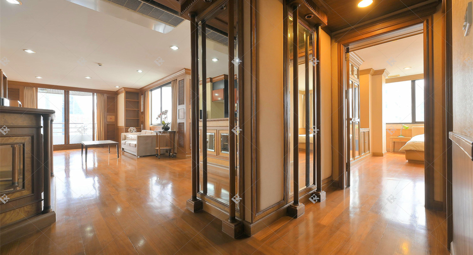For rent 2 bedrooms condo in Khlong Toei, Bangkok