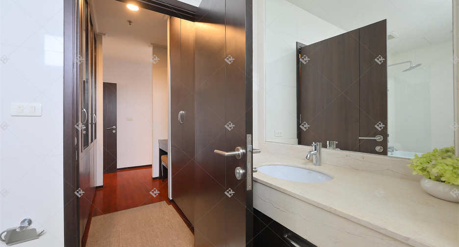 Wohnung zur Miete mit 2 Zimmer in Watthana, Bangkok