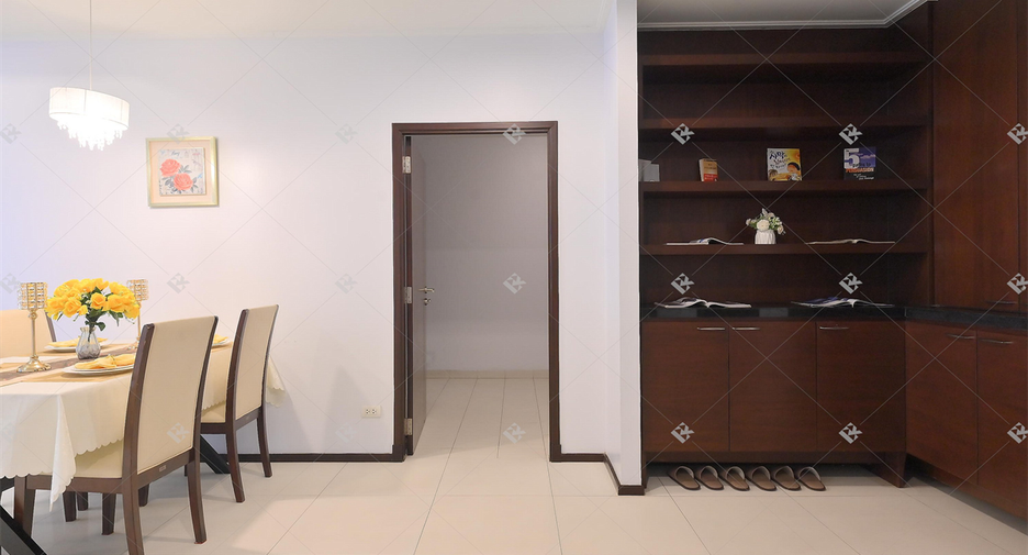 Condo en alquiler de 2 habitaciones en Watthana, Bangkok