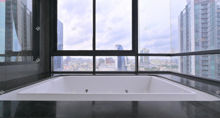 Wohnung zur Miete mit 2 Zimmer in Huai Khwang, Bangkok