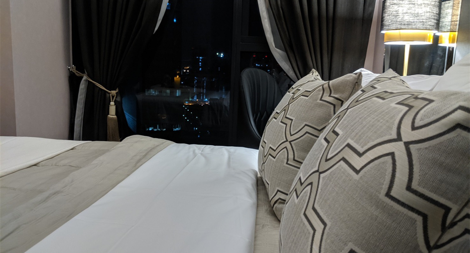 Condo en alquiler de 2 habitaciones en Watthana, Bangkok