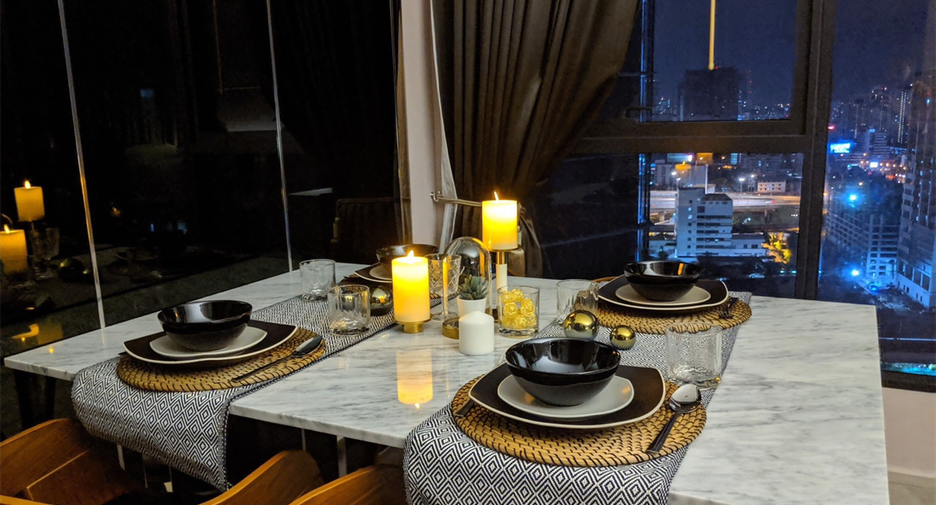 Condo en alquiler de 2 habitaciones en Watthana, Bangkok