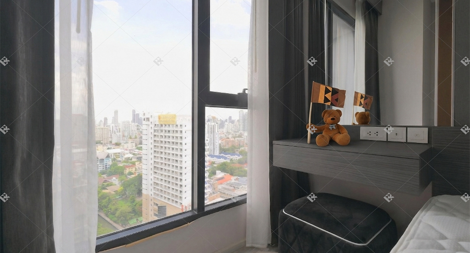 Condo en alquiler de 2 habitaciones en Watthana, Bangkok