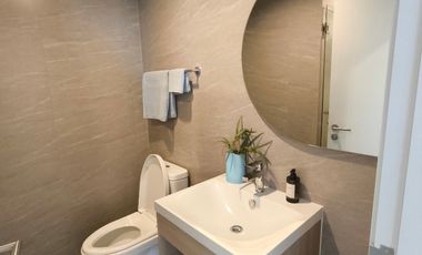 For sale 1 bed condo in Khlong San, Bangkok